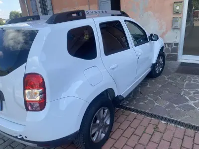 Usata Dacia Duster Lauréate 109 CV (80 kW) 2017 SUV