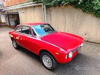 Second-hand Alfa Romeo Sprint Sprint 113 CP (83 kW) 1960 Roșu Coupe