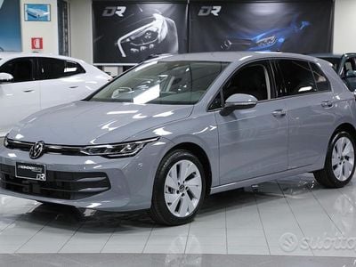 Nuova VW Golf VIII Edition 115 CV (84 kW) 2025 Moonstone grey Berlina