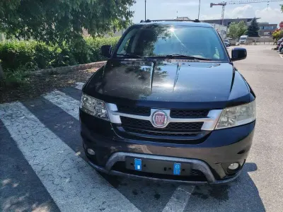 Usata Fiat Freemont Lounge 140 CV (102 kW) 2014 SUV