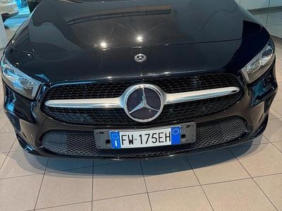 Usata Mercedes A180 116 CV (85 kW) 2019 Nero Berlina