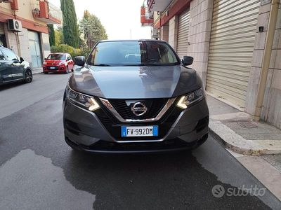 Usata Nissan Qashqai 110 CV (80 kW) 2018 Grigio SUV