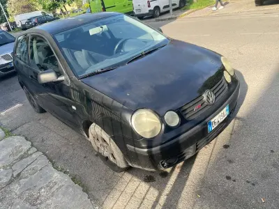Usata VW Polo Comfortline 75 CV (55 kW) 2003 Berlina