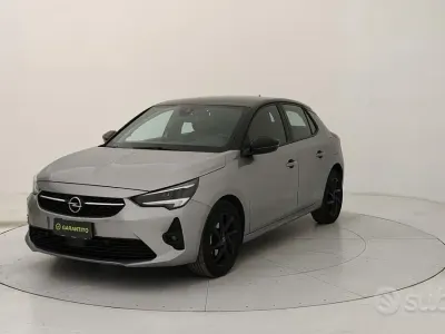 Usata Opel Corsa GS Line 101 CV (74 kW) 2023 Grigio Utilitaria