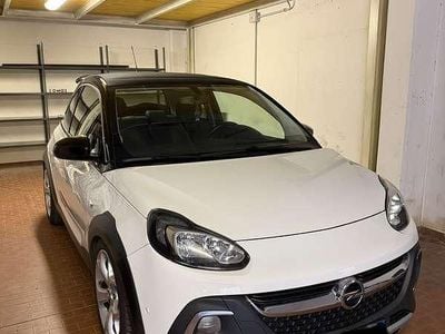 Usata Opel Adam Rocks S 150 CV (110 kW) 2017 Utilitaria
