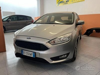 Usata Ford Focus Titanium 120 CV (88 kW) 2016 Grigio Berlina