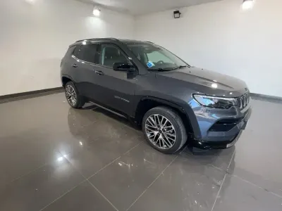 Usata Jeep Compass Summit 130 CV (95 kW) 2025 679graphite grey SUV