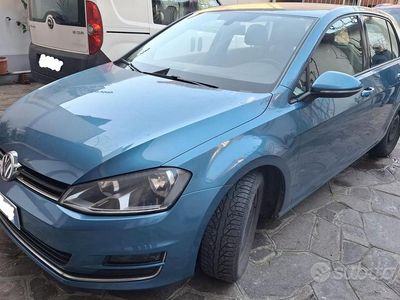 Usata VW Golf VII 110 CV (80 kW) 2014 Blu Berlina