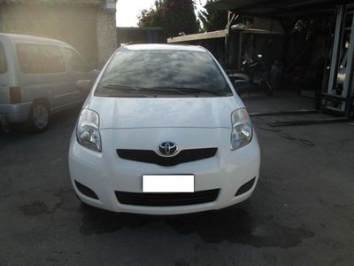 usata Toyota Yaris 1.0 3 porte 09