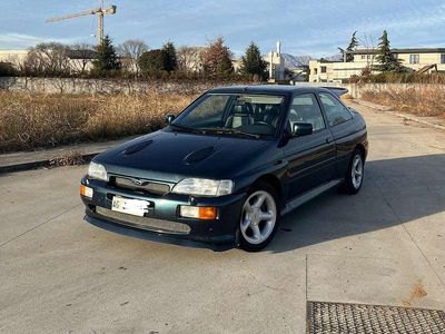 Usata Ford Escort RS 224 CV (164 kW) 1994 Blu/azzurro Berlina