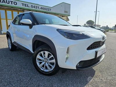Usata Toyota Yaris Cross Active 92 CV (67 kW) 2023 Bianco SUV