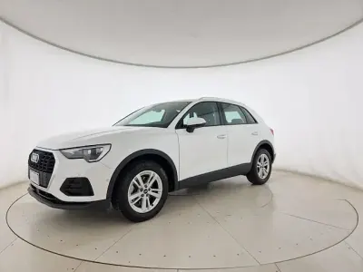 Usata Audi Q3 Business 150 CV (110 kW) 2021 T9 bianco ibis SUV
