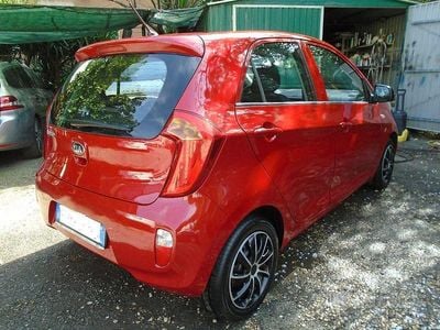 Usata Kia Picanto 69 CV (50 kW) 2013 Rosso Utilitaria