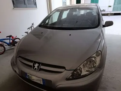 Usata Peugeot 307 Tendance 109 CV (80 kW) 2004 Berlina