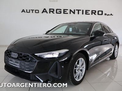 Usata Audi A5 Advanced 204 CV (150 kW) 2025 Nero