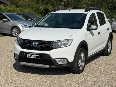 Usata Dacia Sandero Stepway 90 CV (66 kW) 2017 Bianco Berlina