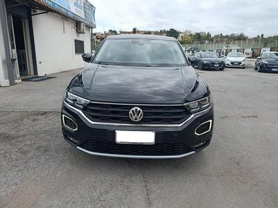 Usata VW T-Roc Style 115 CV (84 kW) 2020 Grigio SUV
