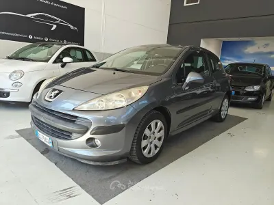 Occasion Peugeot 207 73 ch (53 kW) 2009 Gris Berline