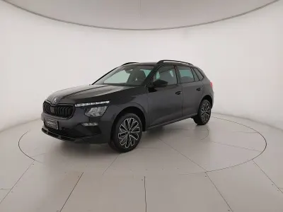 Käytetty Skoda Kamiq 116 HP (85 kW) 2025 Musta Katumaasturi