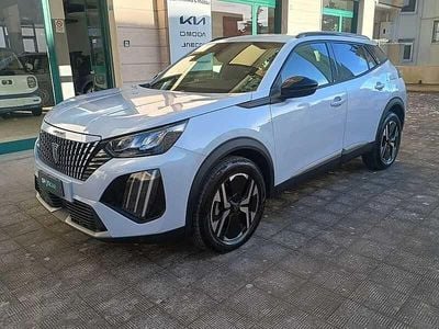 Begagnad Peugeot 2008 Allure 101 HK (74 kW) 2025 Vit SUV