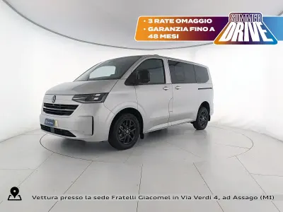 Usata VW Caravelle Life 150 CV (110 kW) 2025 Light grey metallizzato Furgone