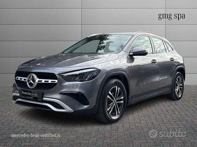 Grigio Usata 2024 Mercedes GLA180 Advanced SUV | 37.490 € (Buon prezzo)
