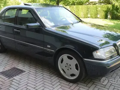 Usata Mercedes C250 1996 Bluazzurro Berlina