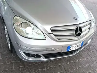Usata Mercedes B180 109 CV (80 kW) 2008 Monovolume