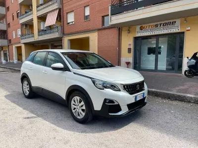 Usata Peugeot 3008 131 CV (96 kW) 2018 Bianco SUV