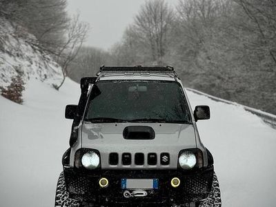 Usata Suzuki Jimny 86 CV (63 kW) 2007 Grigio SUV