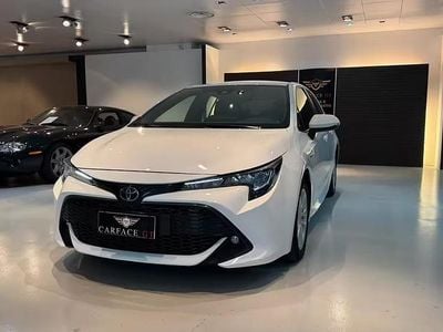 Usata Toyota Corolla Active 153 CV (112 kW) 2021 Bianco Berlina