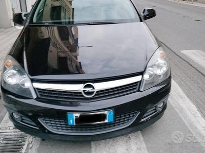 Opel Astra GTC