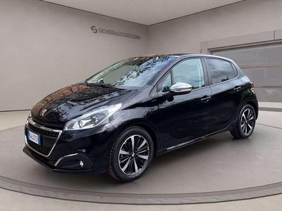 Usata Peugeot 208 Allure 102 CV (75 kW) 2019 Nero pastello Utilitaria