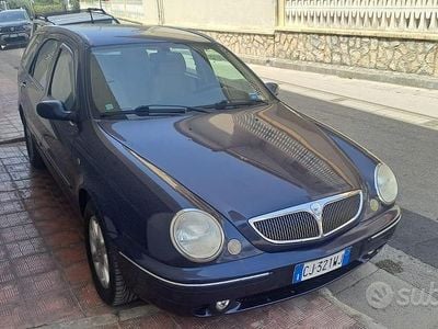 Usata Lancia Lybra 116 CV (85 kW) 2003 Blu Station wagon