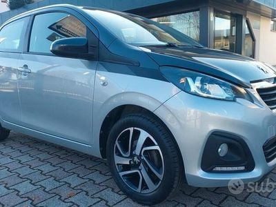 Begagnad Peugeot 108 Active 69 HK (50 kW) 2015 Silver Halvkombi