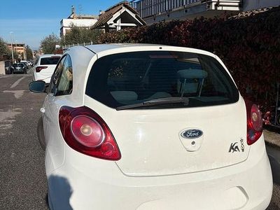 Usata Ford Ka 69 CV (50 kW) 2009 Bianco Utilitaria
