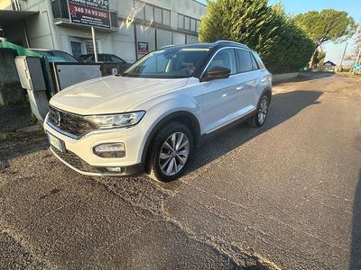 Usata VW T-Roc Style 150 CV (110 kW) 2018 Grigio SUV