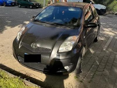 usata Toyota Yaris 2ª serie - 2011