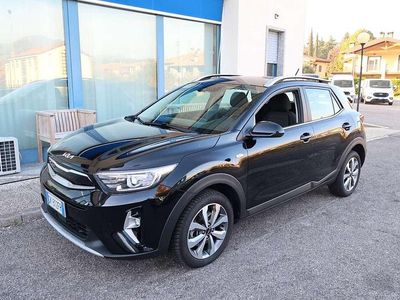 Usata Kia Stonic Style 84 CV (61 kW) 2022 Nero SUV