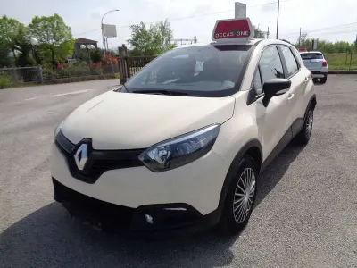 Usata Renault Captur Life 90 CV (66 kW) 2016 Bianco SUV