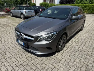 Usata Mercedes CLA180 Shooting Brake Premium 109 CV (80 kW) 2016 Grigio Station wagon