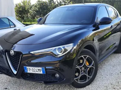 Usata Alfa Romeo Stelvio 209 CV (153 kW) 2018 Nero SUV