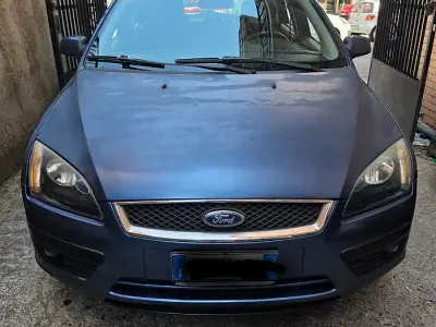 Usata Ford Focus 90 CV (66 kW) 2006 Bluazzurro Berlina