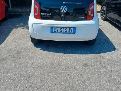 Usata VW up! 82 CV (60 kW) 2014 Bianco Utilitaria