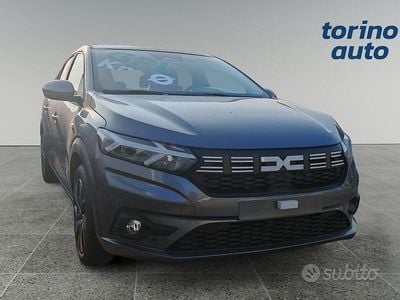 Ny Dacia Sandero Expression 91 HK (66 kW) 2025 Grå Sedan