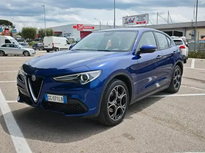 Usata Alfa Romeo Stelvio 190 CV (139 kW) 2021 Blu SUV