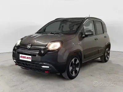 Usata Fiat Panda Cross Cross 70 CV (51 kW) 2023 Grigio Utilitaria