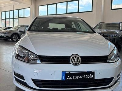 Usata VW Golf VII Highline 110 CV (80 kW) 2017 Bianco Berlina