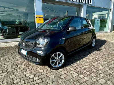 Usata Smart ForFour 71 CV (52 kW) 2018 Nero Utilitaria