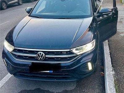 Usata VW T-Roc R-line 116 CV (85 kW) 2022 Nero SUV